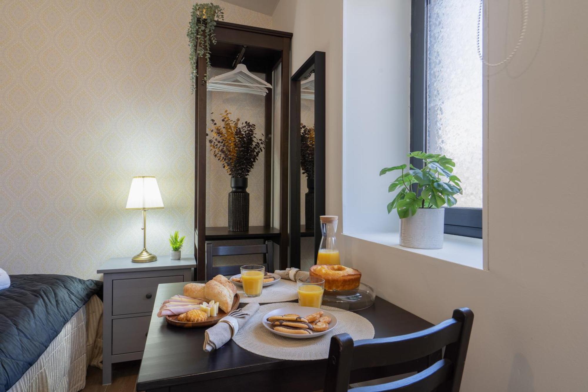 Host Wise - Impressive Restful Houses Porto Luaran gambar