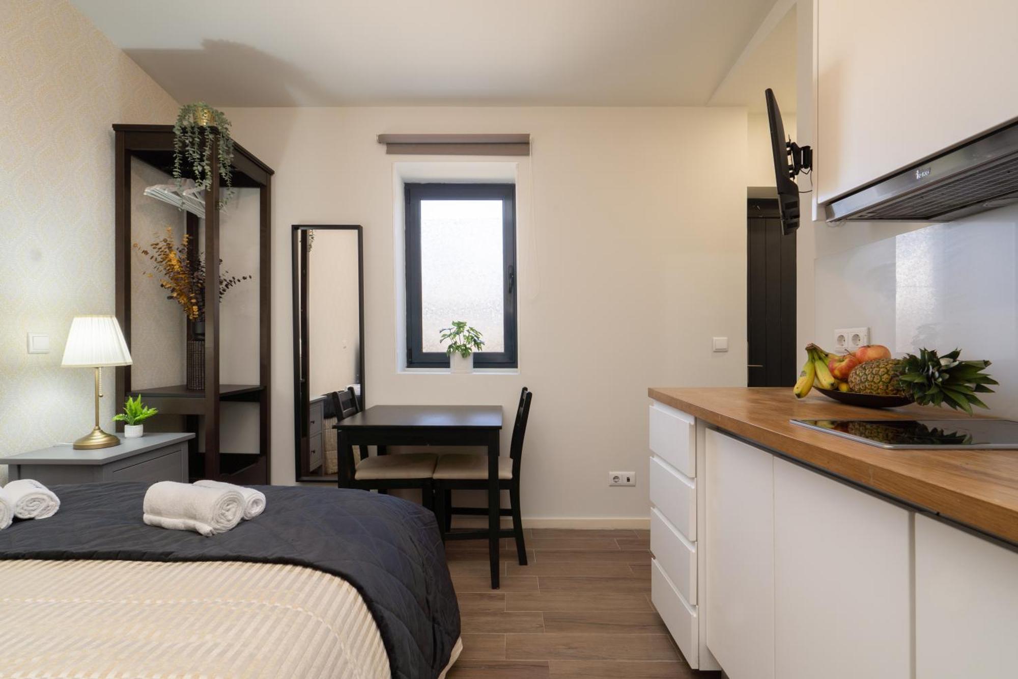 Host Wise - Impressive Restful Houses Porto Bilik gambar